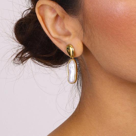 Titanium Steel Pearl Stud Earrings Light Luxury High Sense Ornament