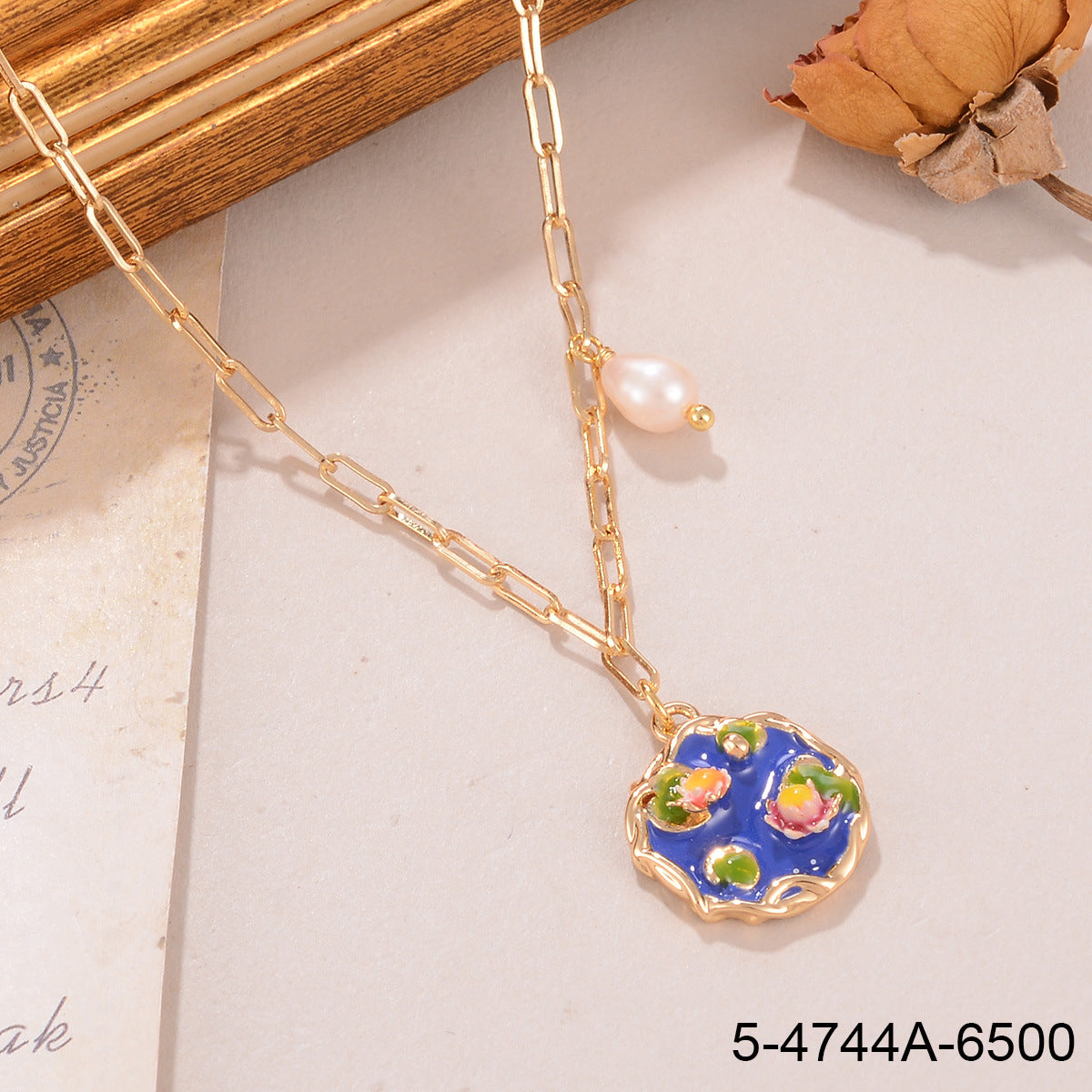 Jardin Monet Pearl Necklace Pendant Female French Autumn And Winter Sweater