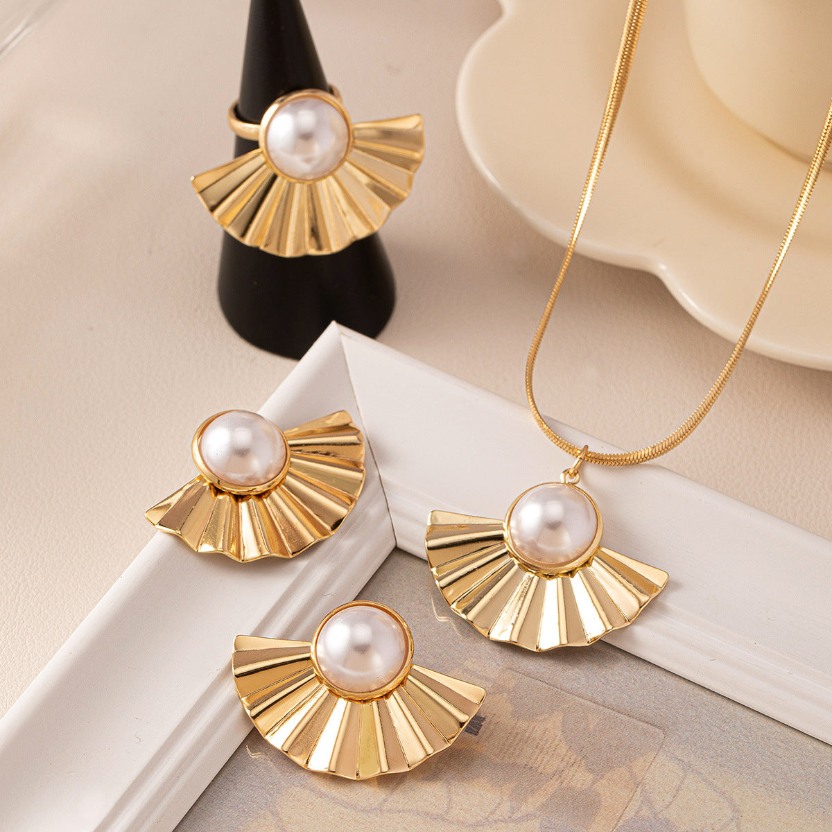 Folding Fan Design Artificial Pearl Grace Chinese Fashion Necklace Ring Earrings Match Sets Suit